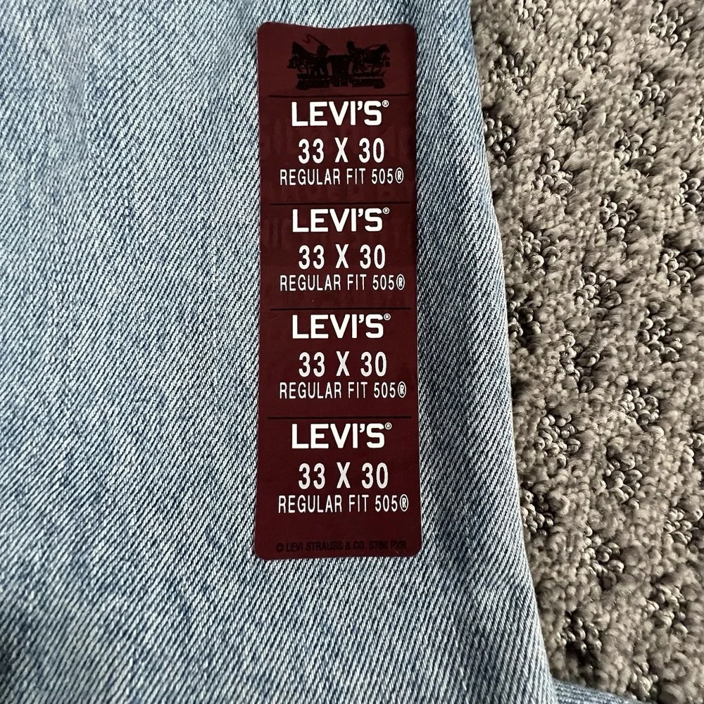 Levi's 505 Regular Fit Jeans Mens 33x30 Light Wash Blue 2007 Y2K NWT‎
